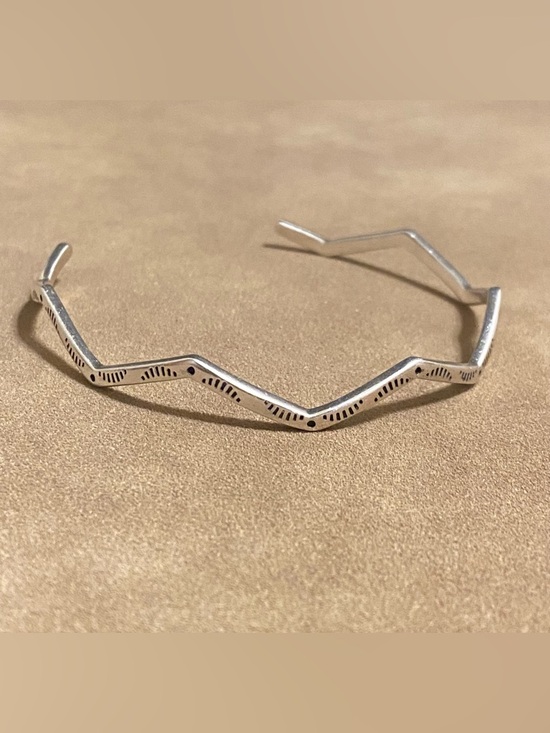 Jewelry - Silver Geometric Open Cuff Bracelet